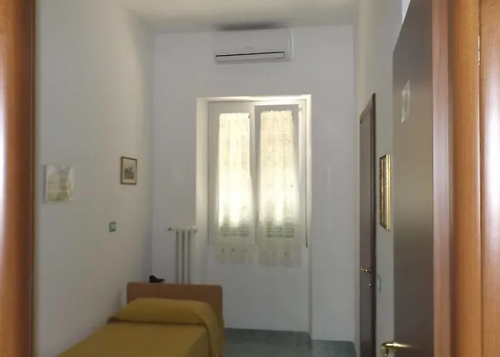 Foresteria Esercito Della Salvezza Hostel *